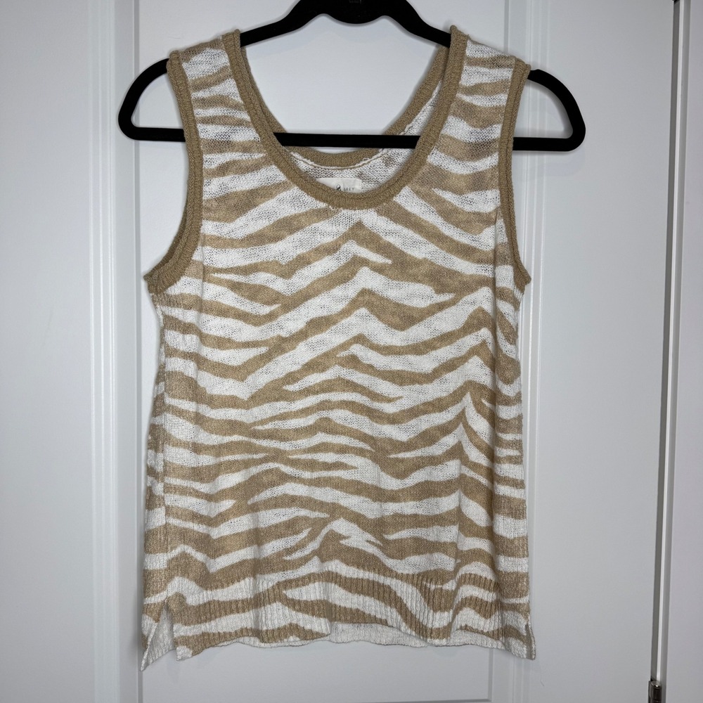 Lou & Grey Zebra Print Sweater Tank Top Tan White Sleeveless Knit Small
